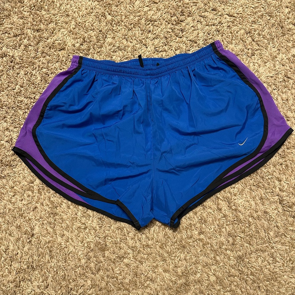 nike tempo shorts XL